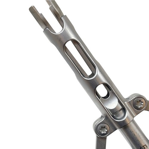 Medtronic REF 7480134 CD Horizon Legacy 5.5 Beale Rod Reducer (5.5mm) Instrument