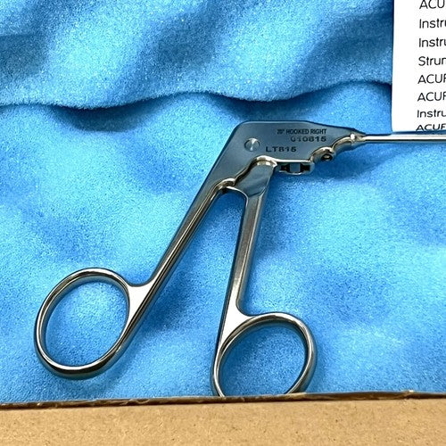 Smith & Nephew REF 010815, Scissors, Rotary 20° Hooked Right, Loop Handle
