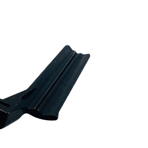Medtronic REF EX06123991, F/11 RETRACTOR BLADE