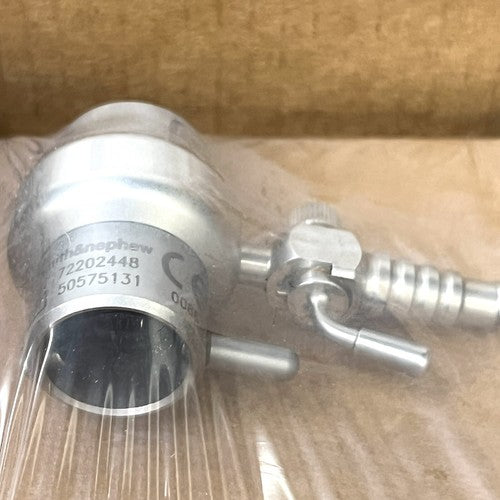 Smith & Nephew REF 72202448, Rotatable Irrigation Extender, J-Snap, Single Valve