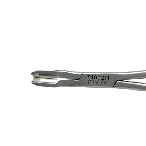 Medtronic Sofamor Danek 7480211, Lateral Holder, 5.5mm