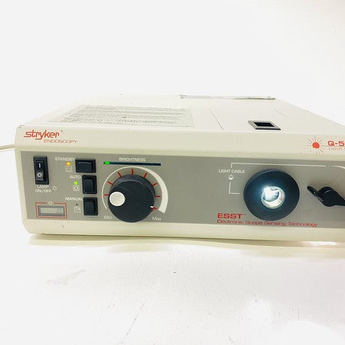 Stryker Q5000 ESST Endoscopy Light Source (for Parts)