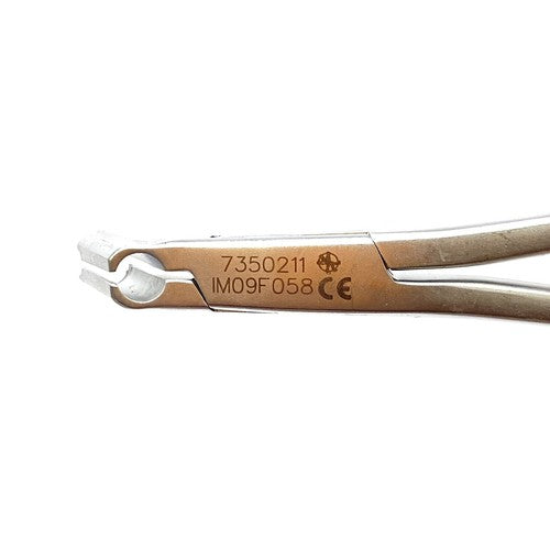 Medtronic CD Horizon Legacy 3.5mm 7350211 Curved Hook Holder