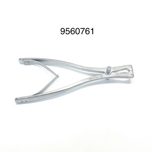 Medtronic 9560761 METRx 40mm Opener / Closer Instrument