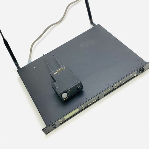 Telex RadioCom BTR-700 C4 Band W/ 1 Belt-peck