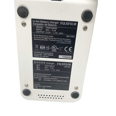 FujiFilm 125N100050 Li-Ion Battery Pack W/ 125N100052 Charger & AC Adapter