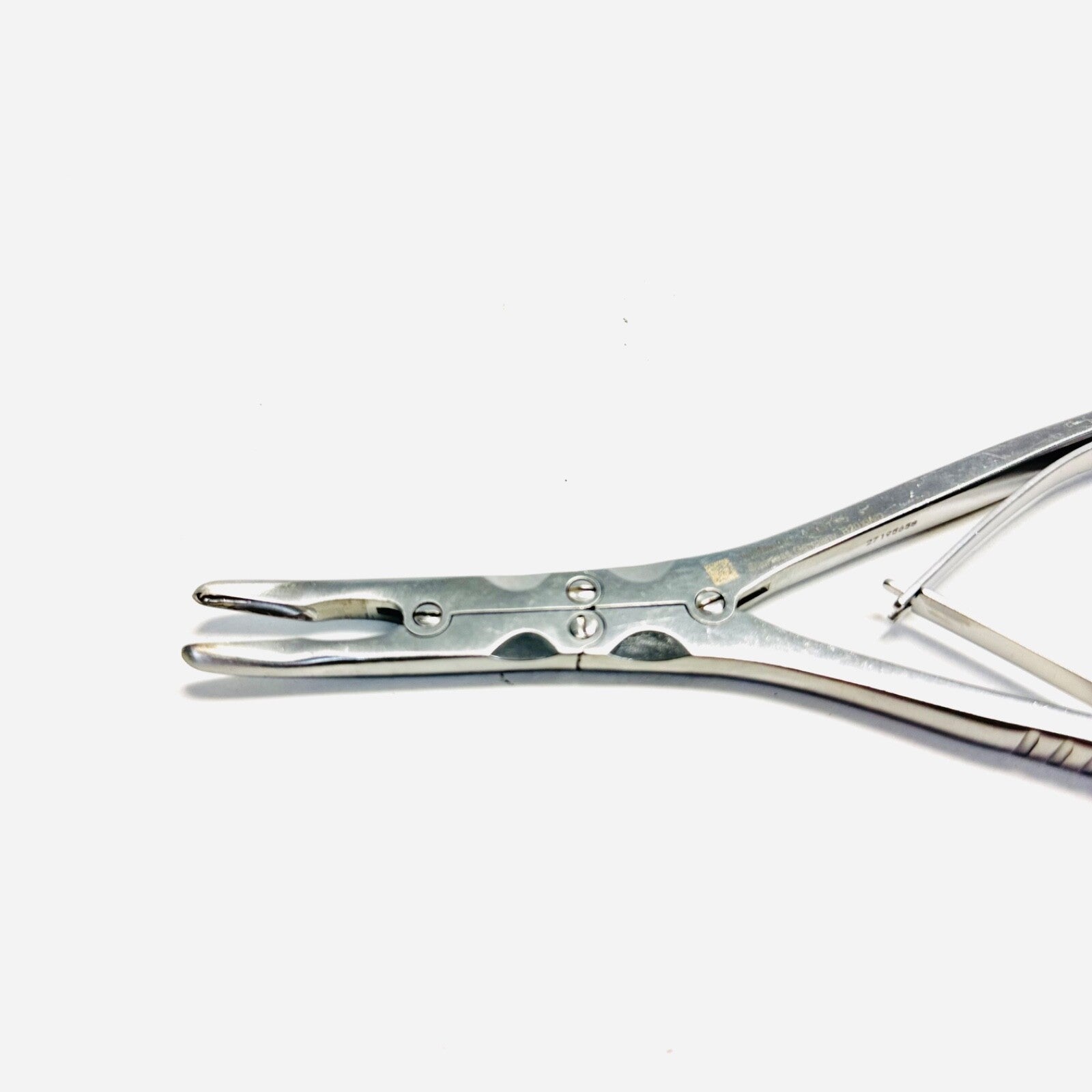 V. Mueller AU6790 Beyer Ronguer Forceps DBL ACT 4 X 15mm BITE Instrument