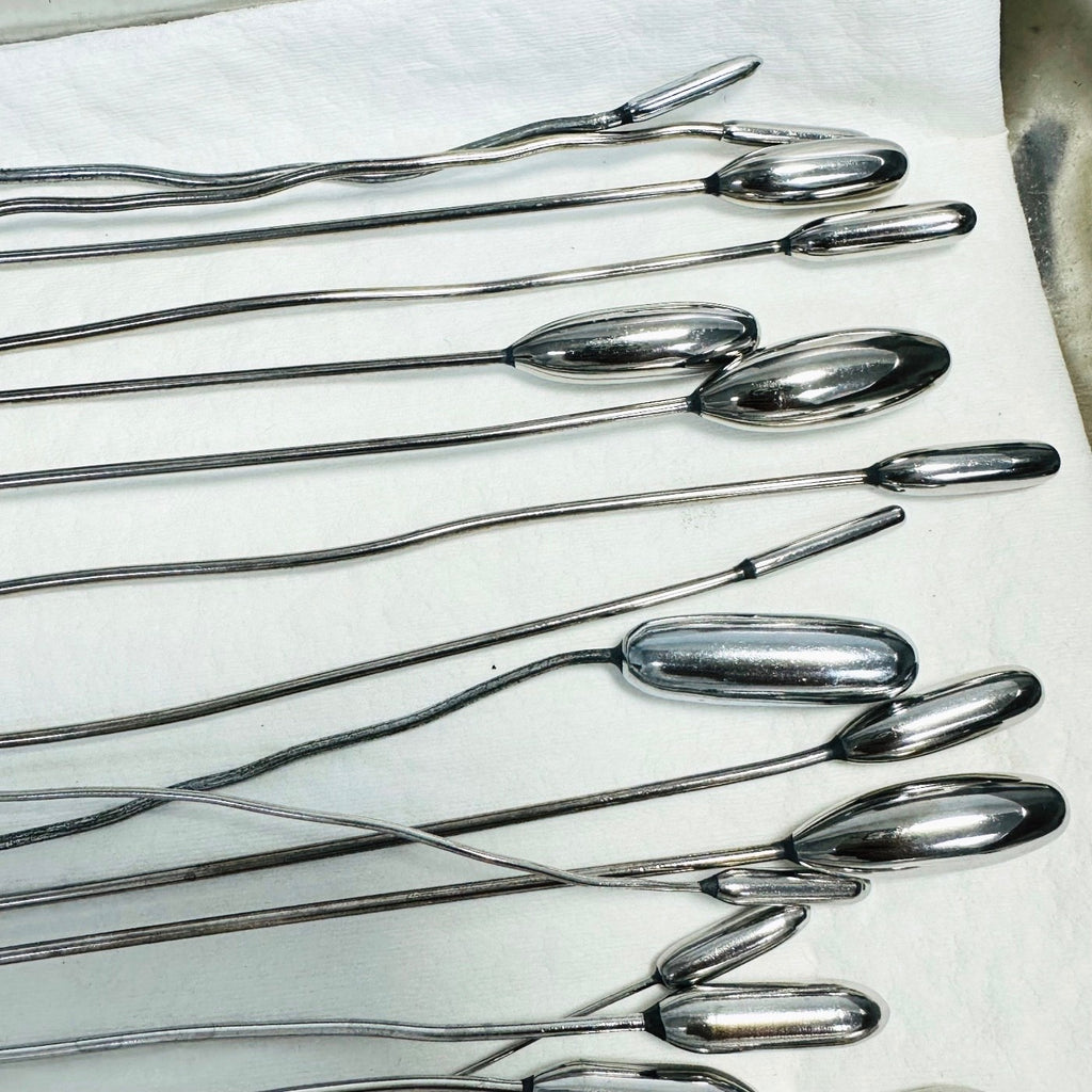 Pilling  / Others Bakes Bile Duct Dilators ( Lot Of 18 ) W/ Steel Tray