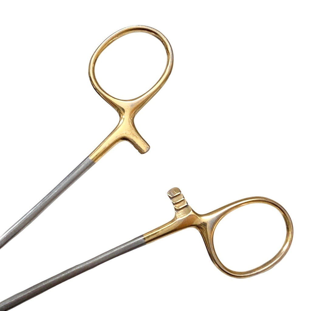 Aesculap Ref BM081R, Durogrip Needle Holder 180mm TC Gold Handle