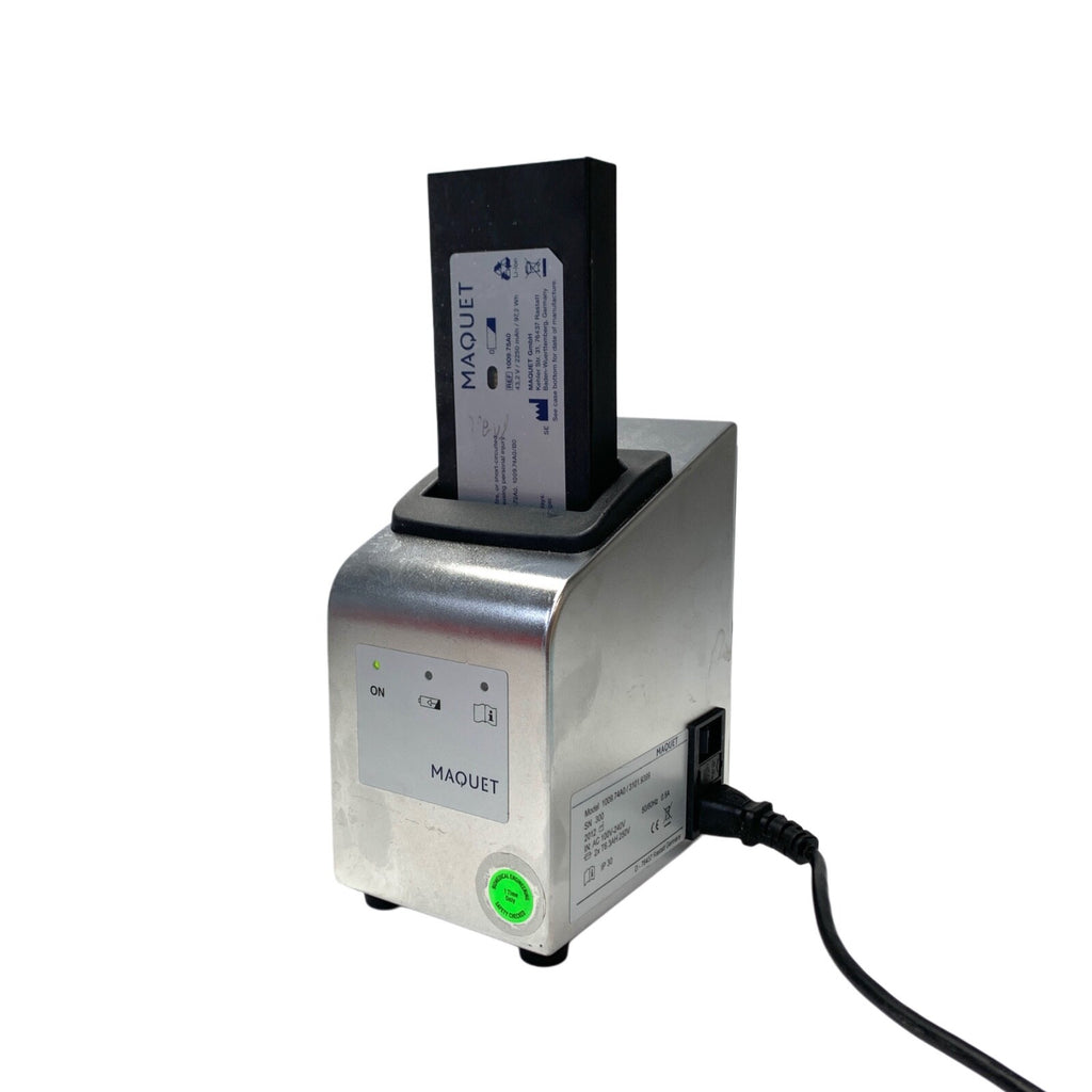 Maquet REF 1009.74A0, Battery Charger w/ 1009.75A0 Battery