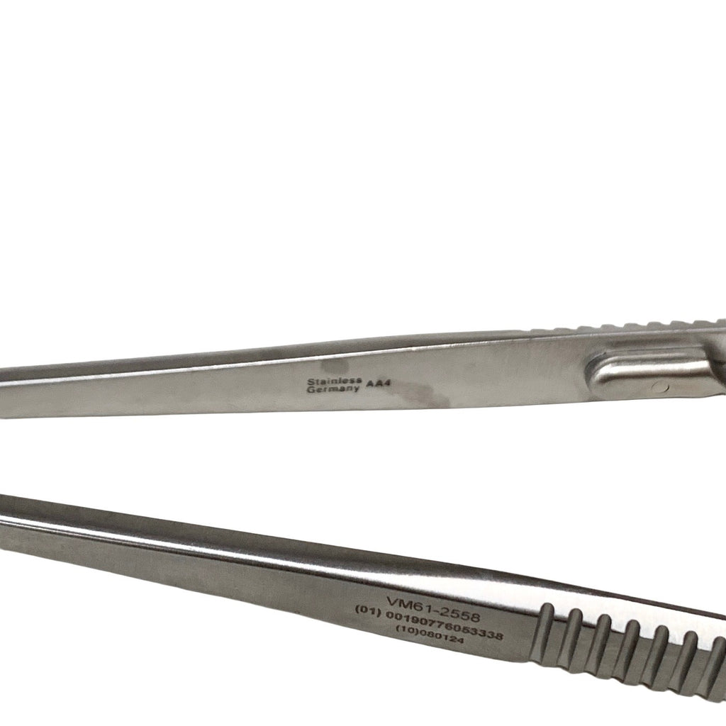 V. Mueller 61-2558 Castroviejo Needle Holder Tungsten Carbide TC Germany 5.5"