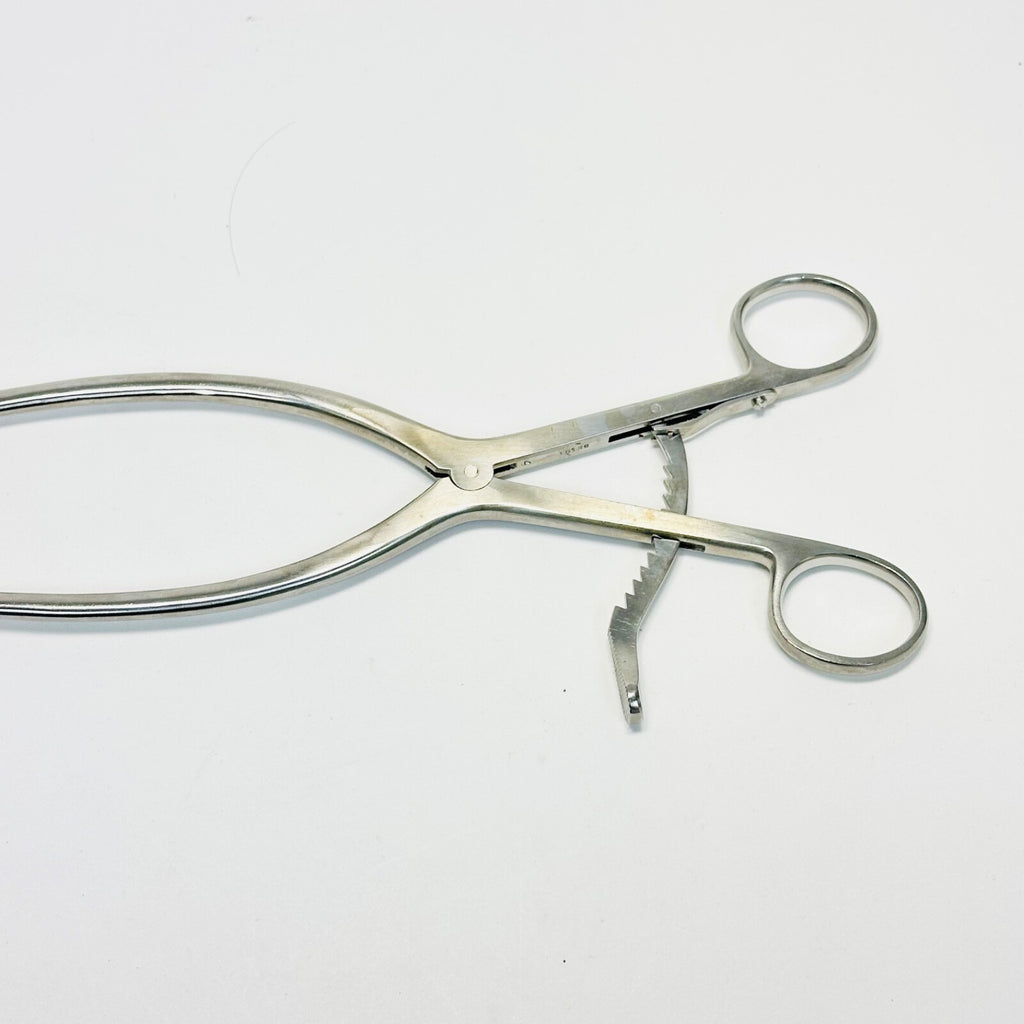 V. MUELLER SU3196 BECKMAN Retractors Hinged arms. 3 x 4 prongs, 8-1/2 in