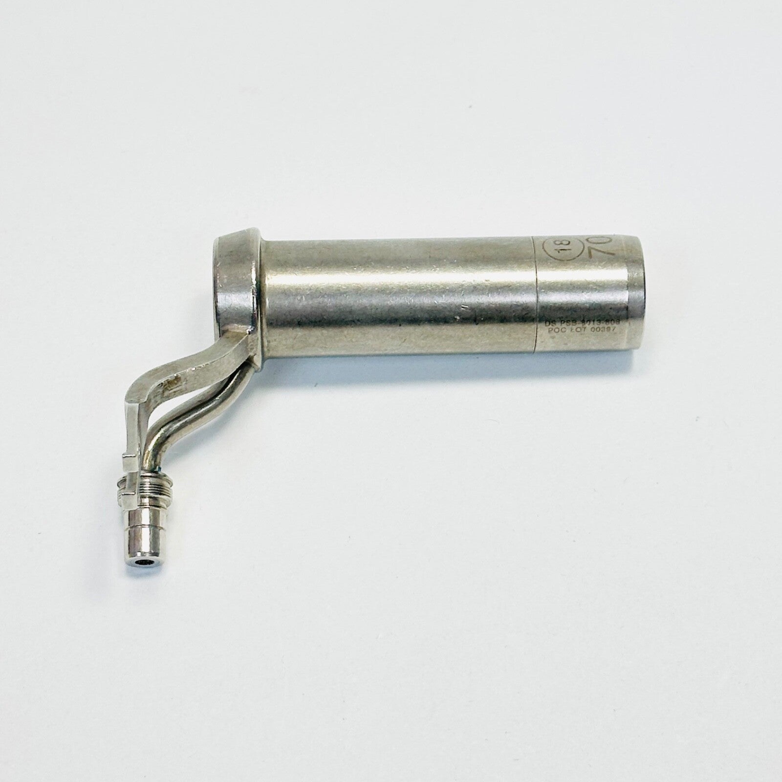 A CANNESTRA DS PSB-3013-808 TUBULAR RETRACTOR W/ LIGHT SOURCE