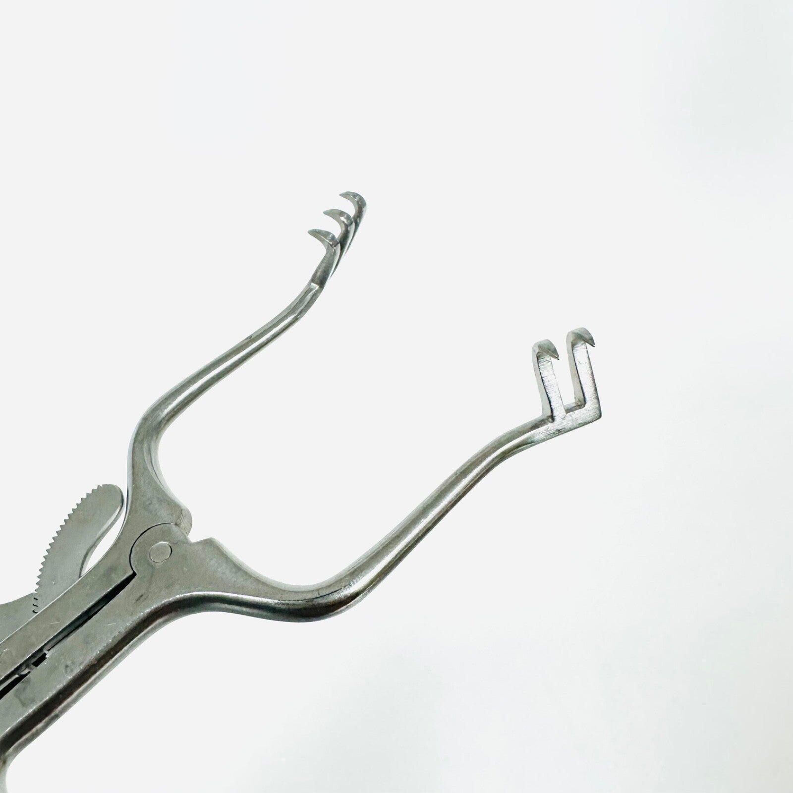 König MDS1865010 Weitlaner Retractor 4.25" Instrument