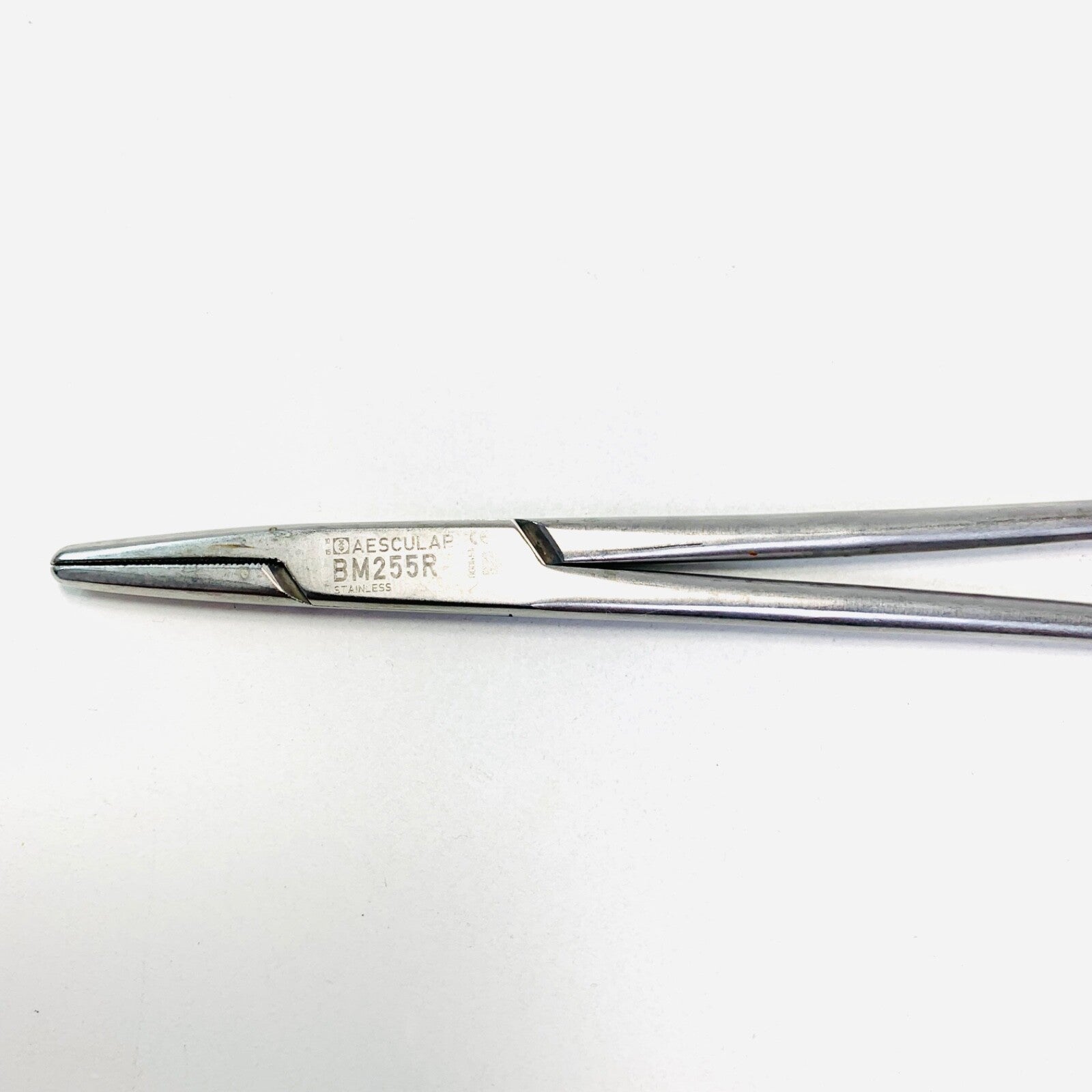 Aesculap REF BM255R, Hegar Serrated Jaw Needle Holder