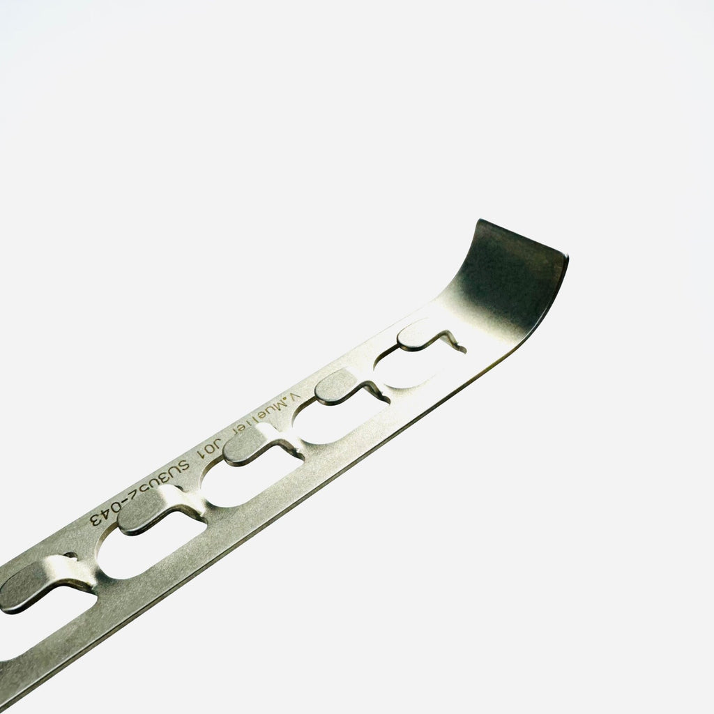 V. Mueller SU3052-043 Denis Browne Retractor Blade 2-1/2 X 3/4 inch ( SET OF 4 )