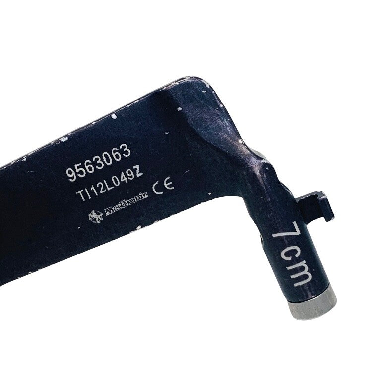 Medtronic REF 9563063, Blade, Left 7cm, Midline Access Instrument