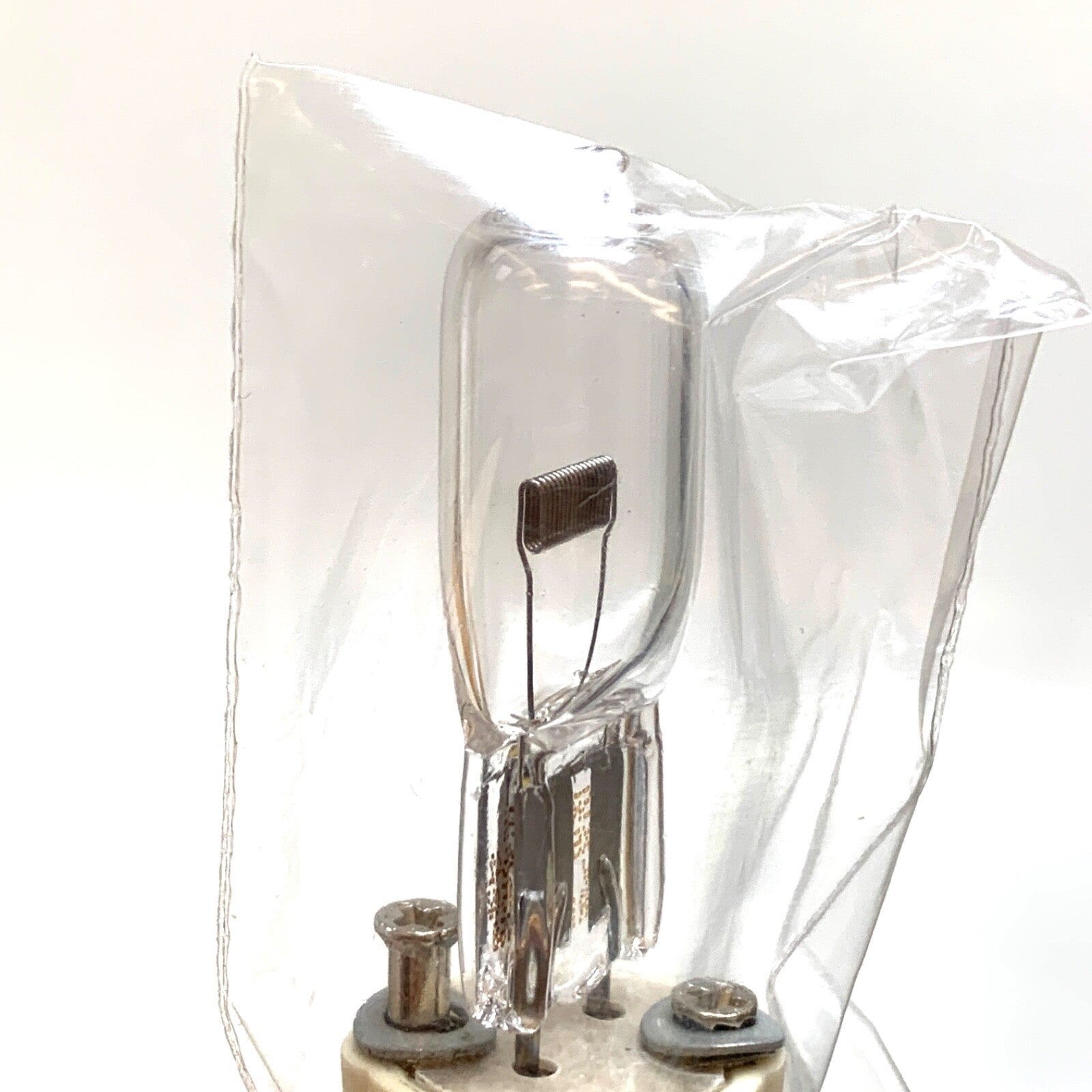 Trumpf REF 8800100, 150 Watts Helion Bulb, Halogen, L/TL 701