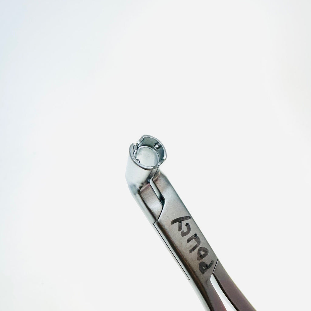 Medtronic 7350211 Curved Hook Holder Instrument