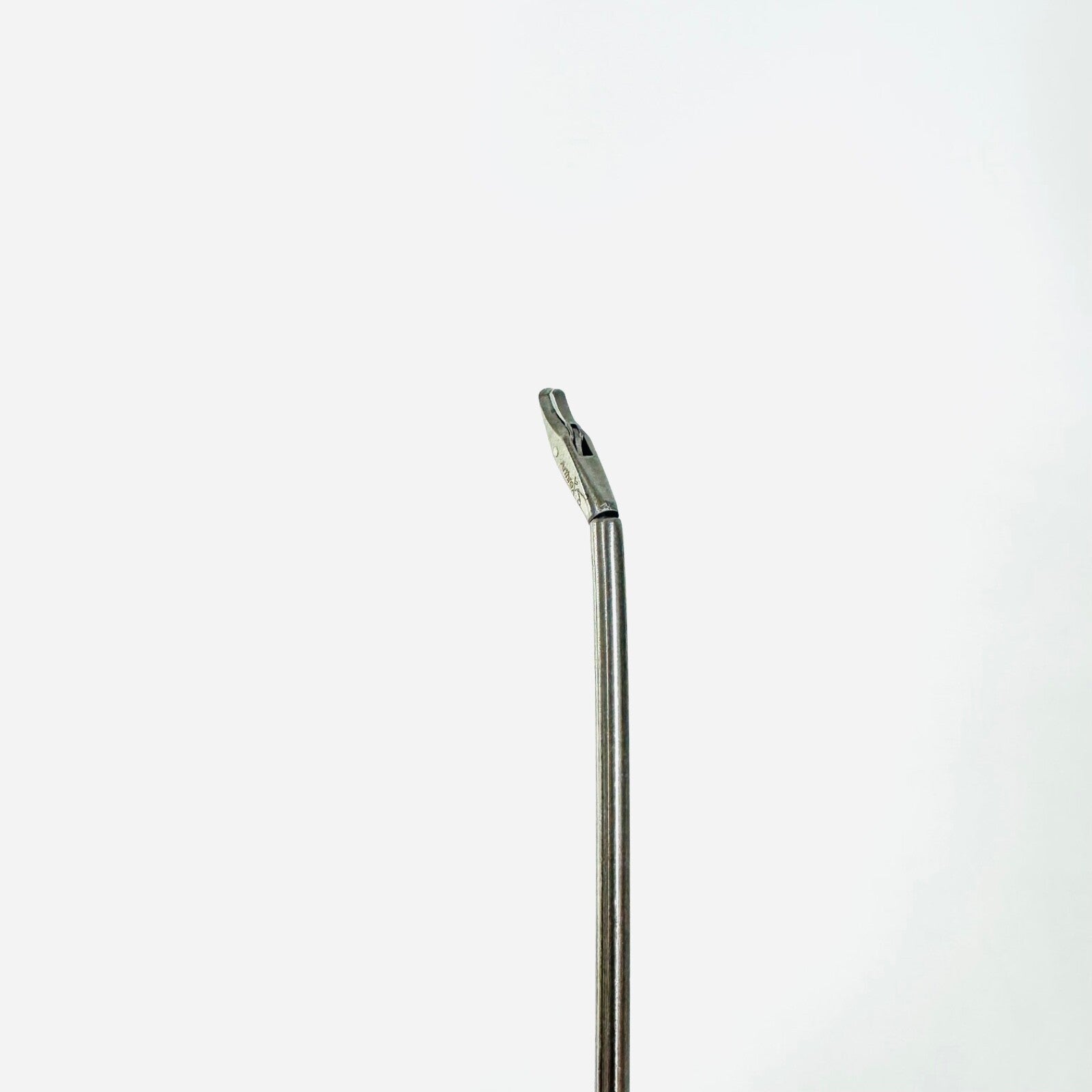 Arthrex AR-11050 Punch, Standard 15° Up Tip, ø2.75 mm Straight Shaft Instrument