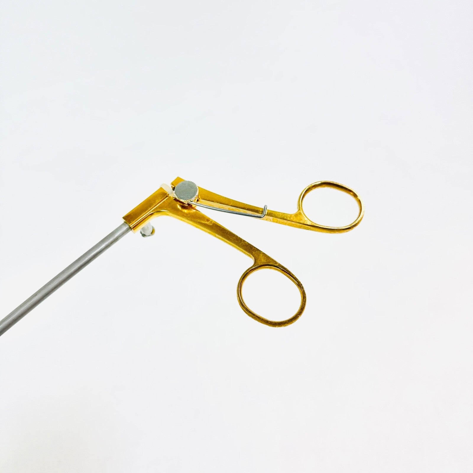 Cooper surgical / MARLOW M4100S Angled Needle Holder W/ Spring Handle 14" Length