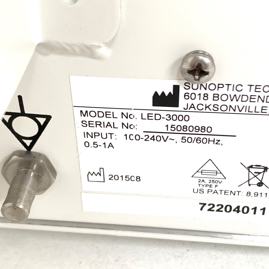 SUNOPTIC MODEL LED-3000, SURGICAL ENDOSCOPE LIGHT SOURCE