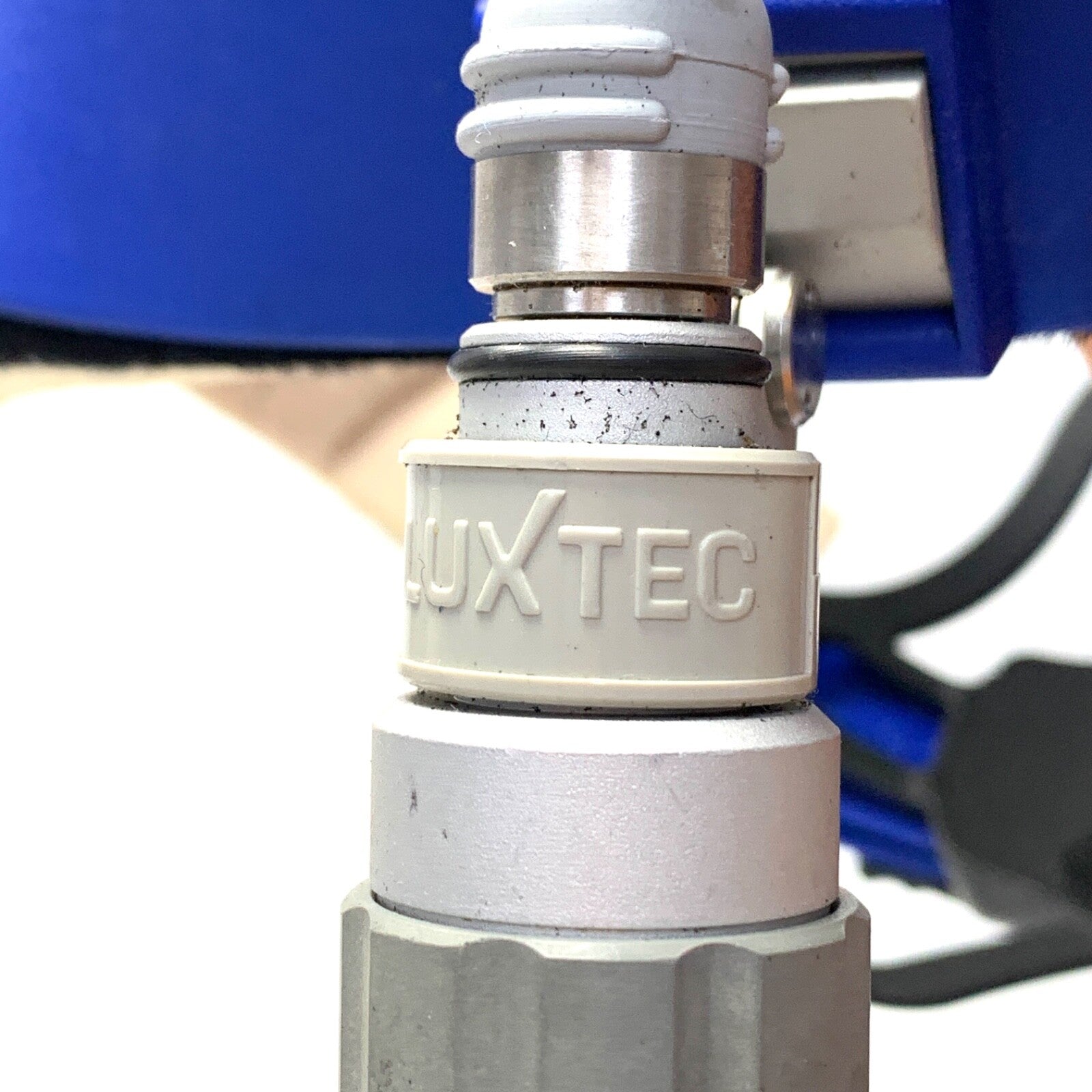 Integra LUXTEC SURGICAL HEADLIGHT w/ LUXTEC 275S LIGHT GUIDE CABLE