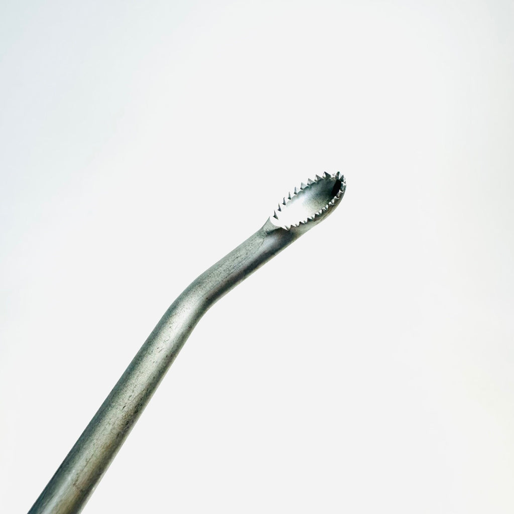 Medtronic 807-927 Right Angled Serrated Cup Curette Instrument