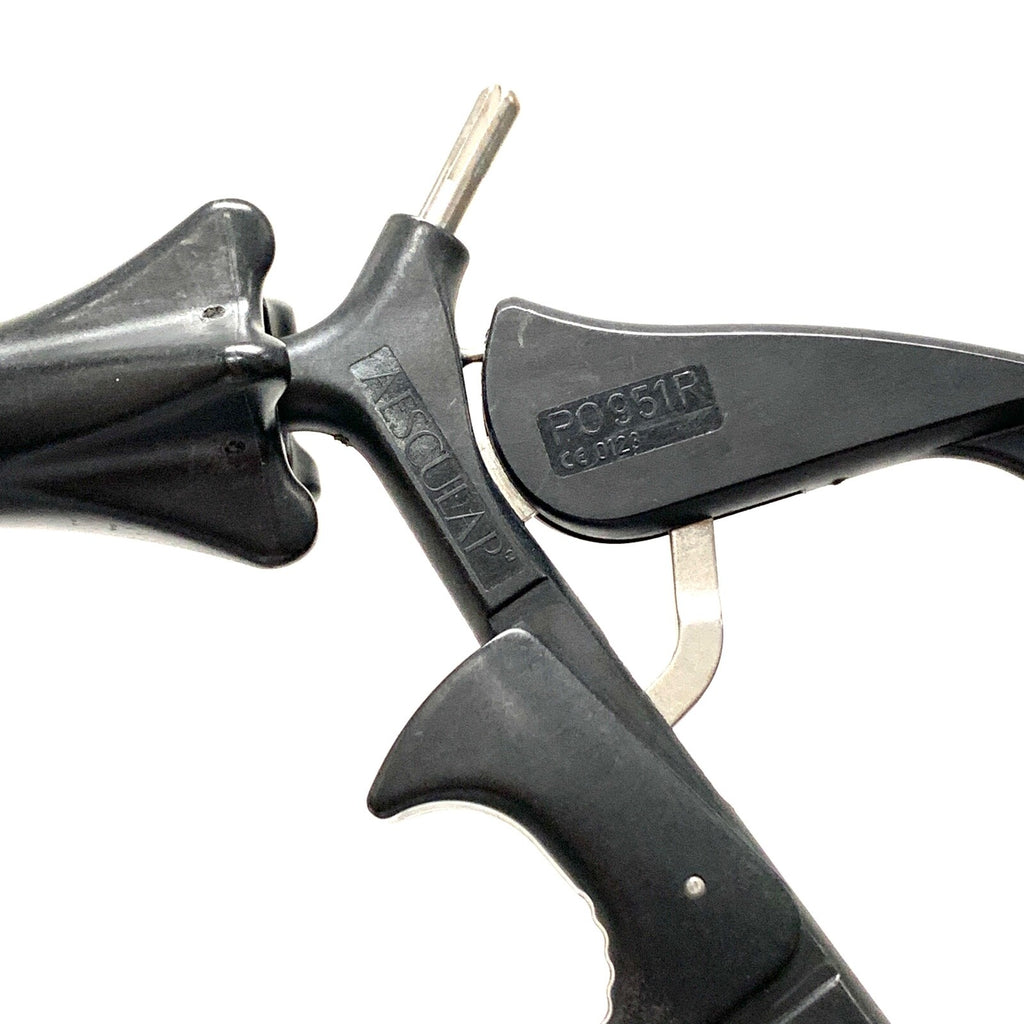 Aesculap REF PO752R, MARYLAND Dissecting forceps w/ PO951R Handle