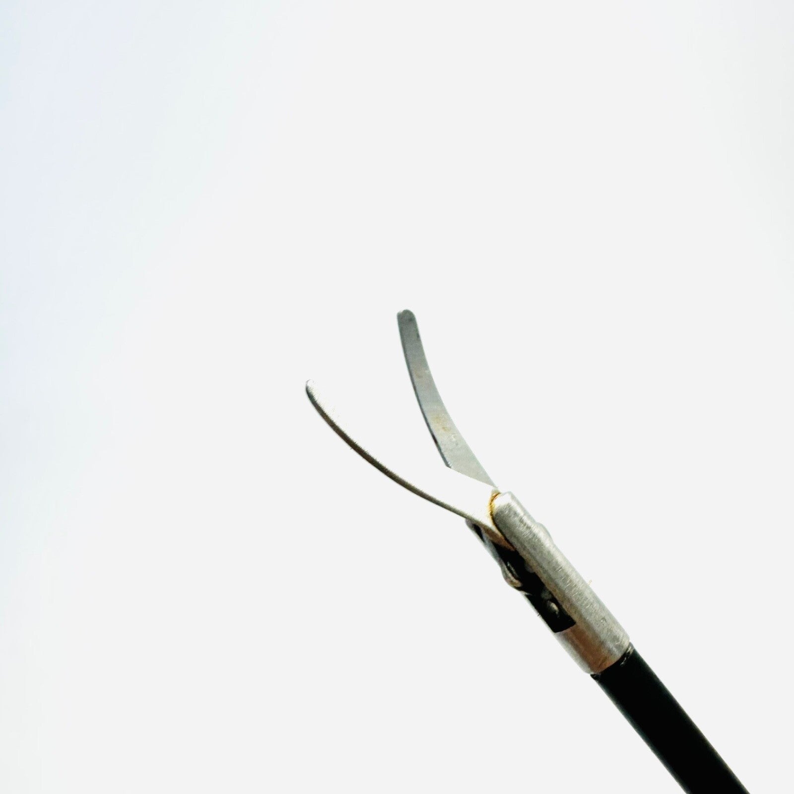 Millennium Laparoscopic METZENBAUM Scissors Slightly Curved Instrument