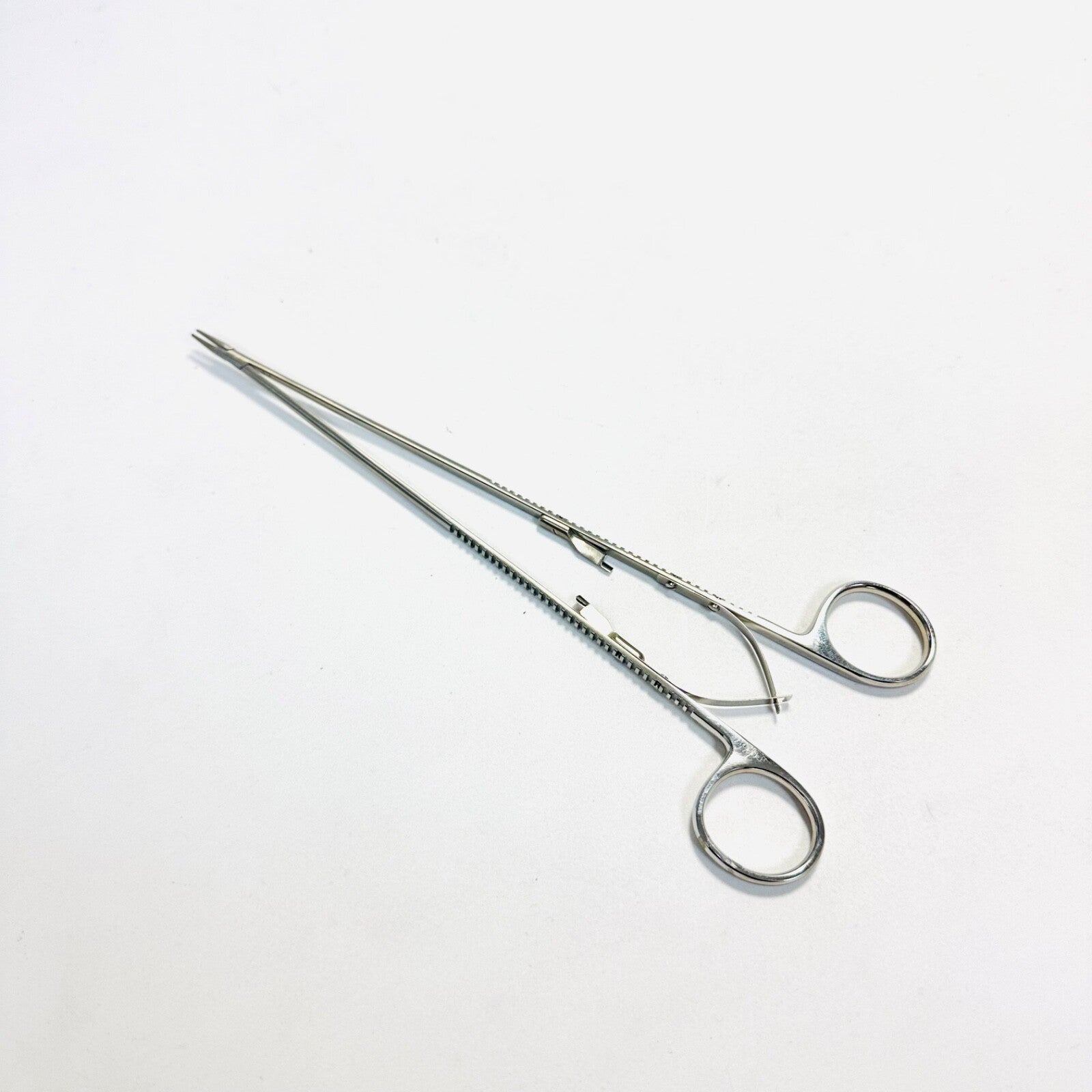 V. Mueller CH06152 Micro Needle Holder Delicate Touch Jacobson 8-1/4 Inch