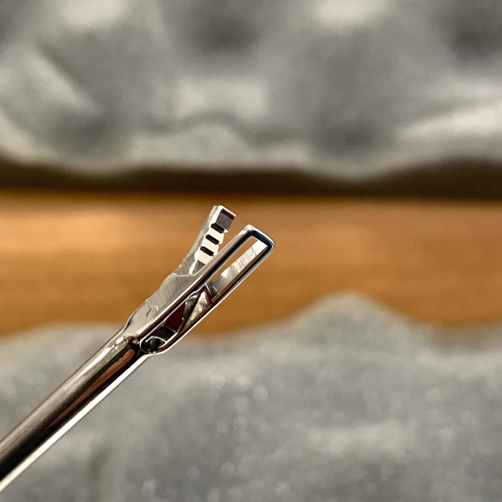 Symmetry Surgical REF 1010111, Access Punch, 1.7mm Straight, Blunt Nose