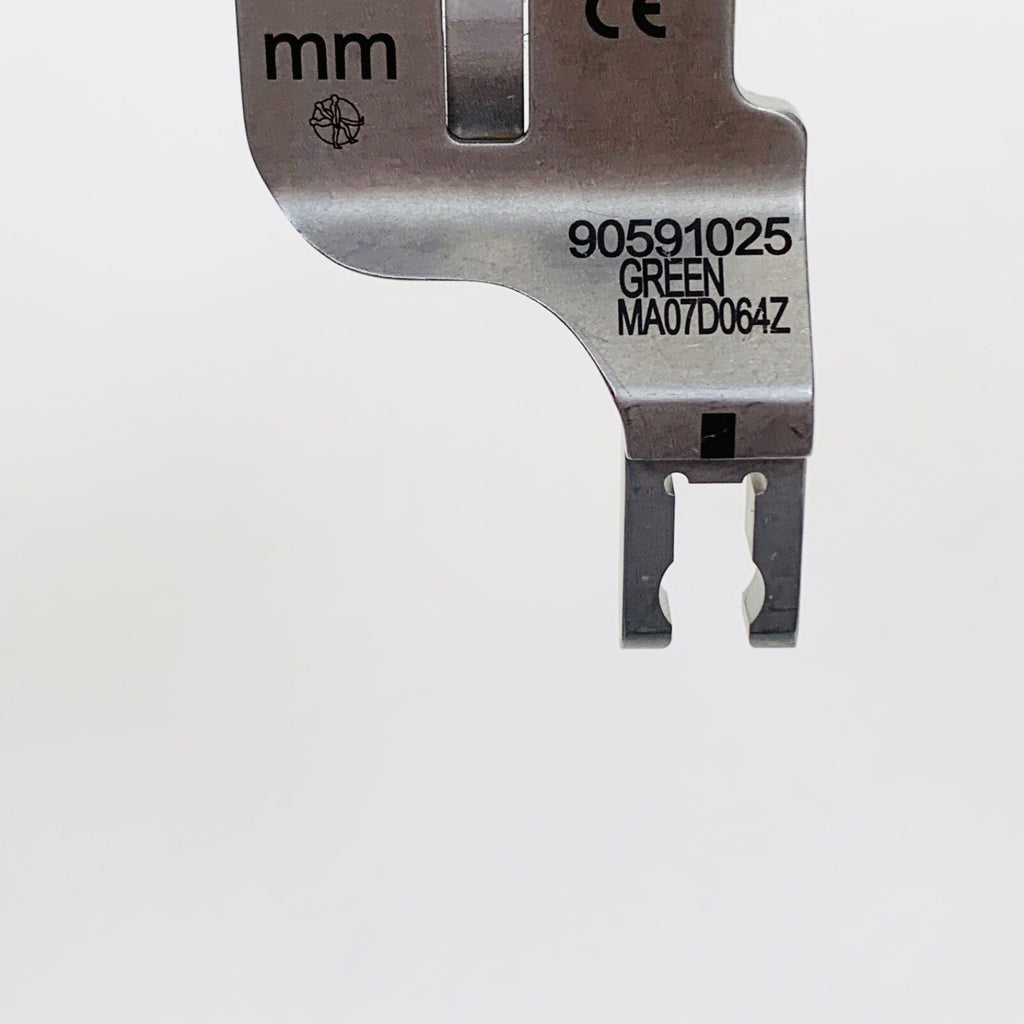 Medtronic 90591025 Green 25 mm Instrument