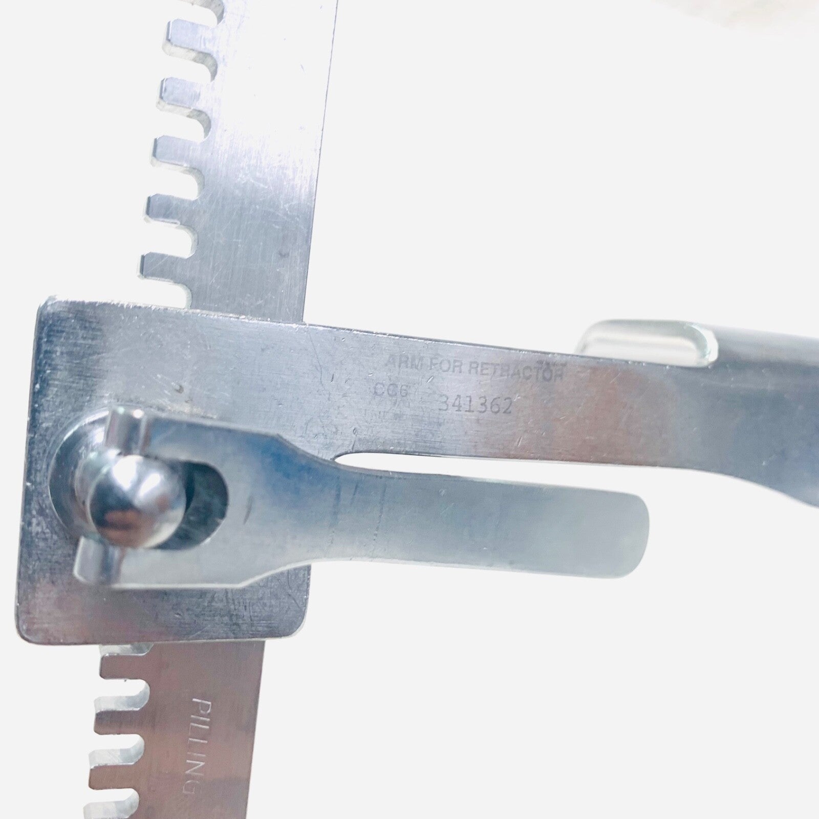 PILLING REF 341362 RIENHOFF RETRACTOR, MEDIUM