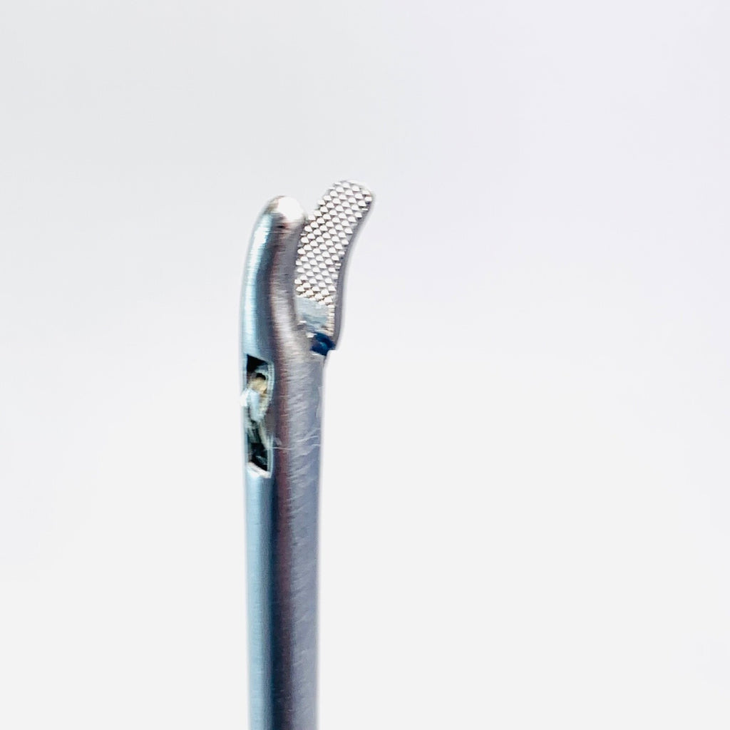 MILLENNIUM Ref 72-5250571, KOH Macro Needle Holder 5mm 33cm Curved Left