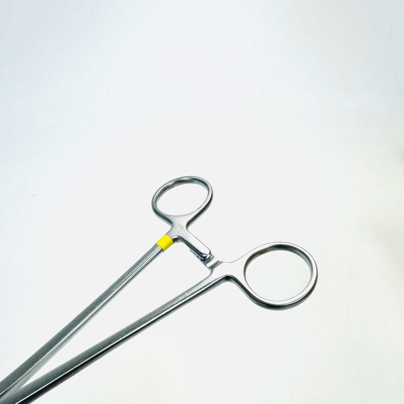 Medtronic 7350211 Curved Hook Holder Instrument