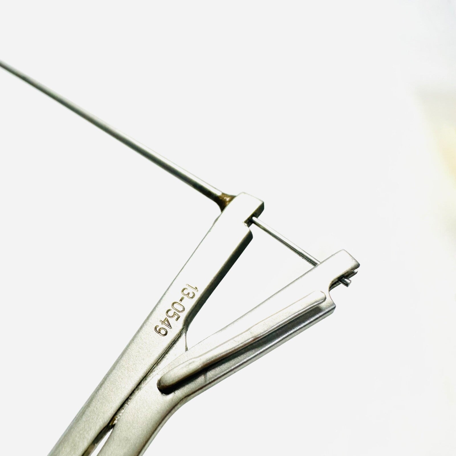 Olympus / Richards 13-0549 T-Tube Inserter Stainless 1.2mm, 3.8“ Instrument