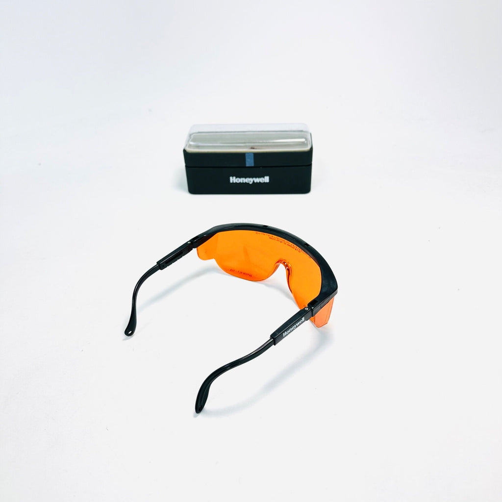 Honeywell 31-30103 GPT LGF Laser Glasses - Orange Lens As Is