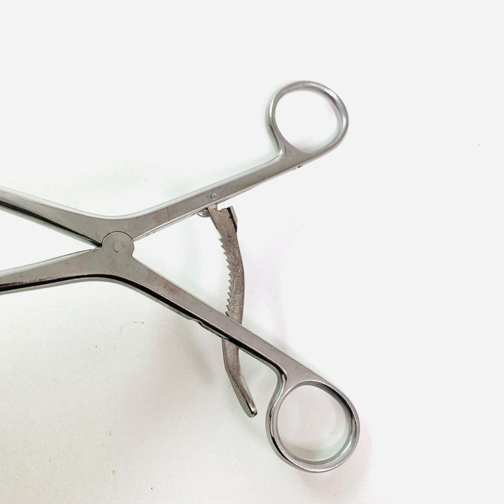 V. Mueller REF NL5412, Oberhill Laminectomy 4x4 Prong Retractor
