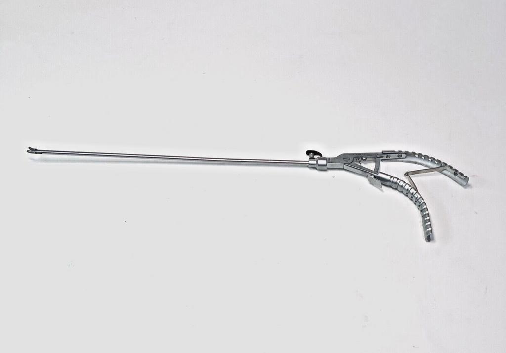 MILLENNIUM Ref 72-5250571, KOH Macro Needle Holder 5mm 33cm Curved Left