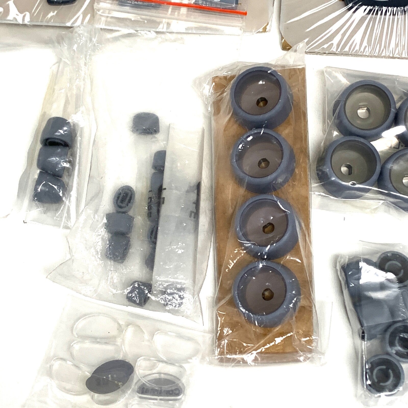 GE REF 5207000, LOGIQ E9, lot of mix Button Cap Kit
