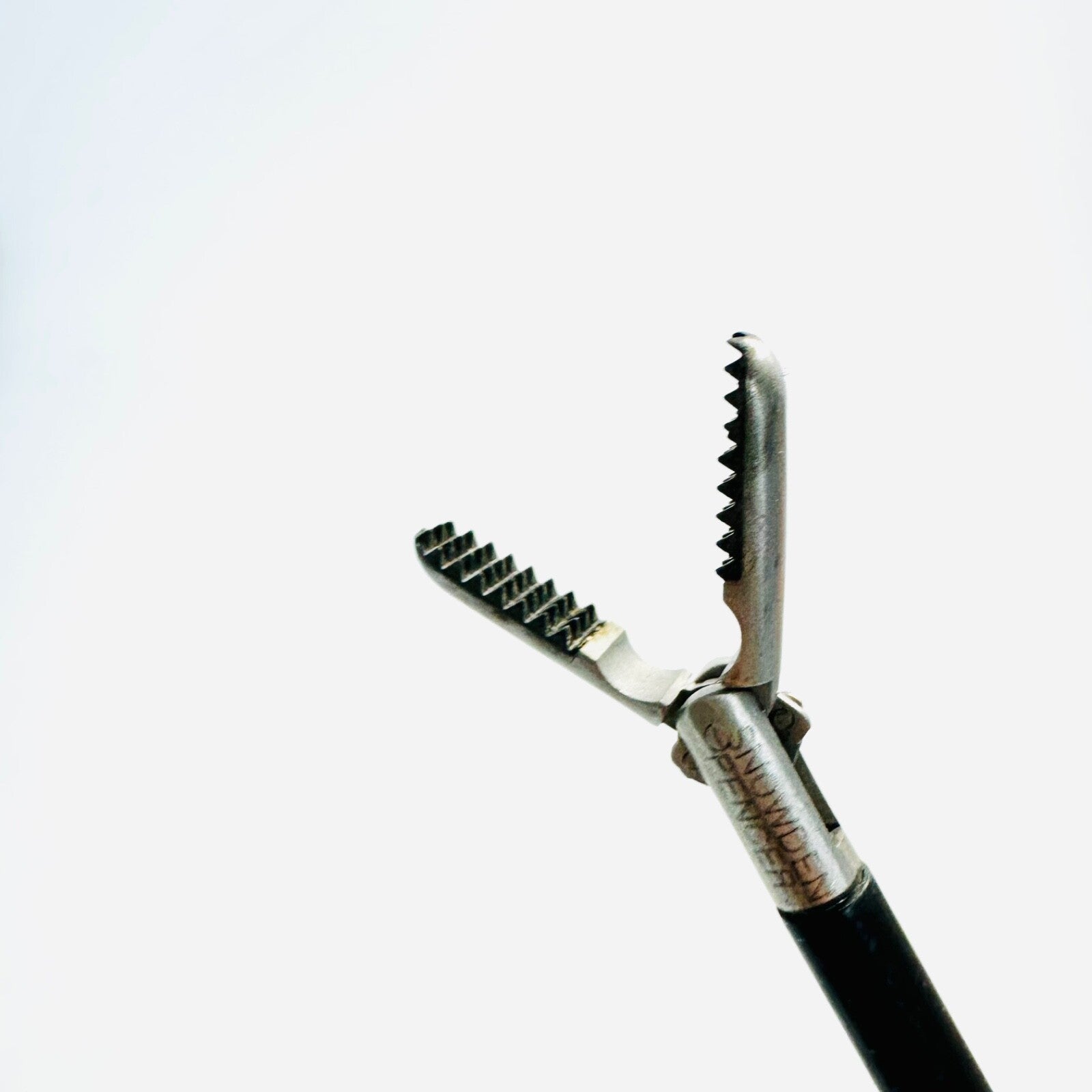 Snowden Pencer 9546 Diamond Jaw Grasper Forceps, 5mm Instrument
