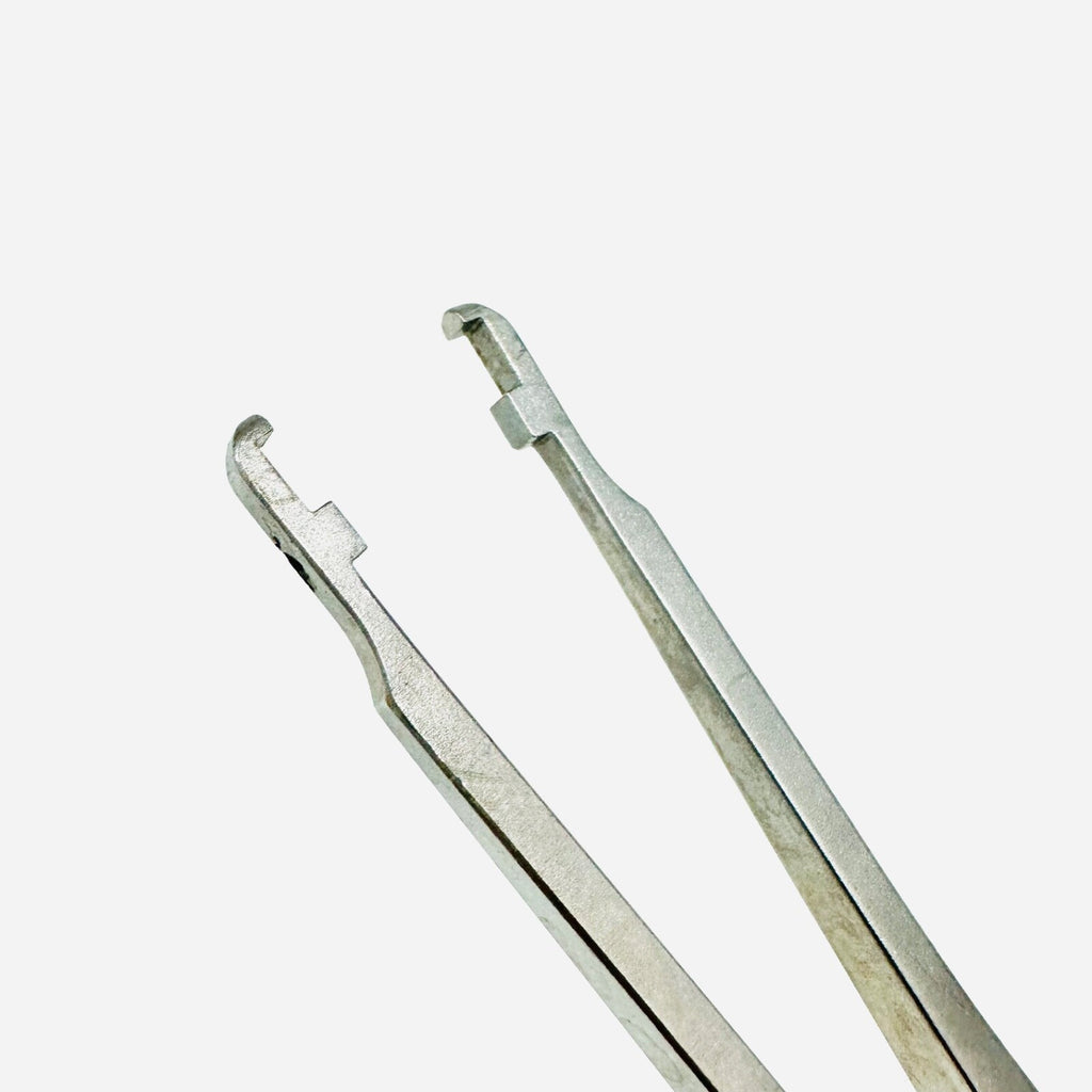 Medtronic 905-810 Mesh Holder Straight Instrument