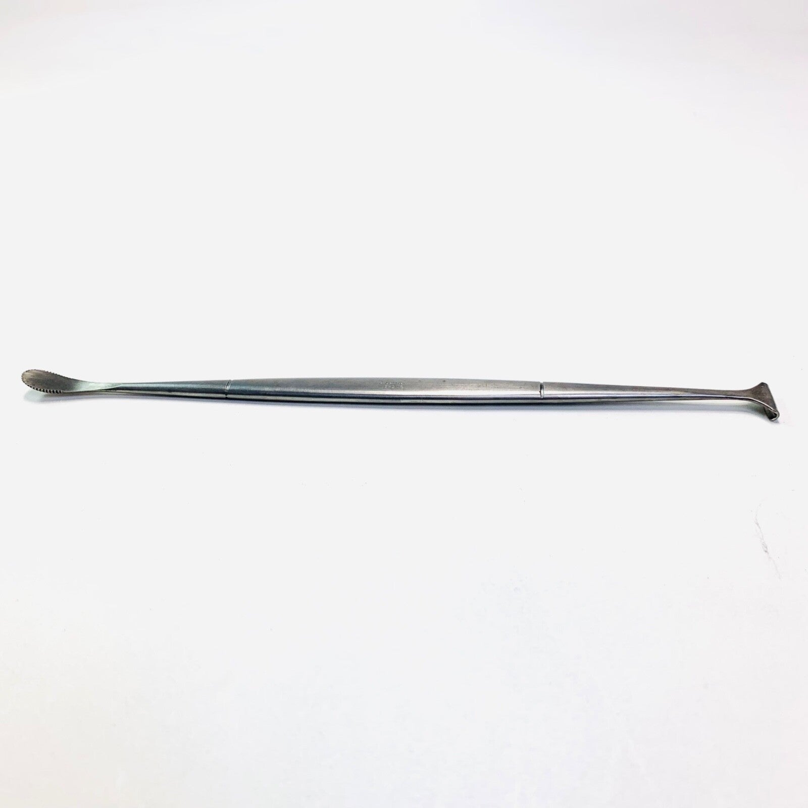 Lawton REF 81-0105, SURGICAL INSTRUMENT