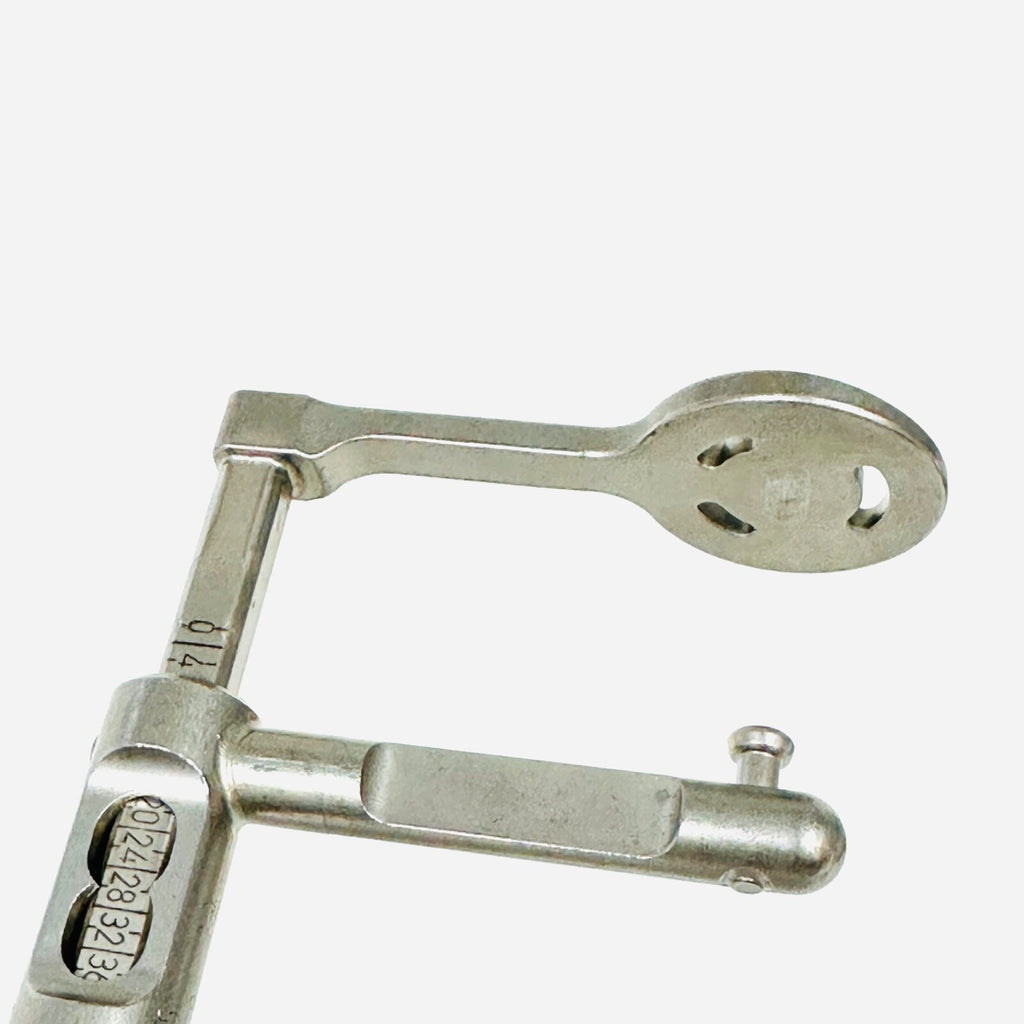 Stryker 6541-3-602 Patella Caliper Triathlon Instruments ( NO HANDLE GRIP )