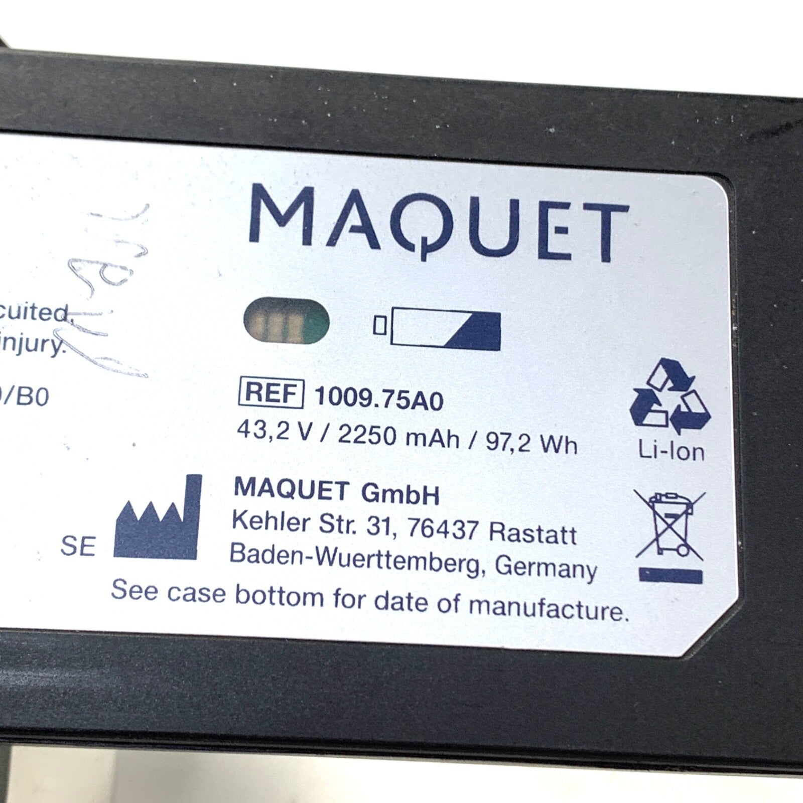 Maquet REF 1009.74A0, Battery Charger w/ 1009.75A0 Battery