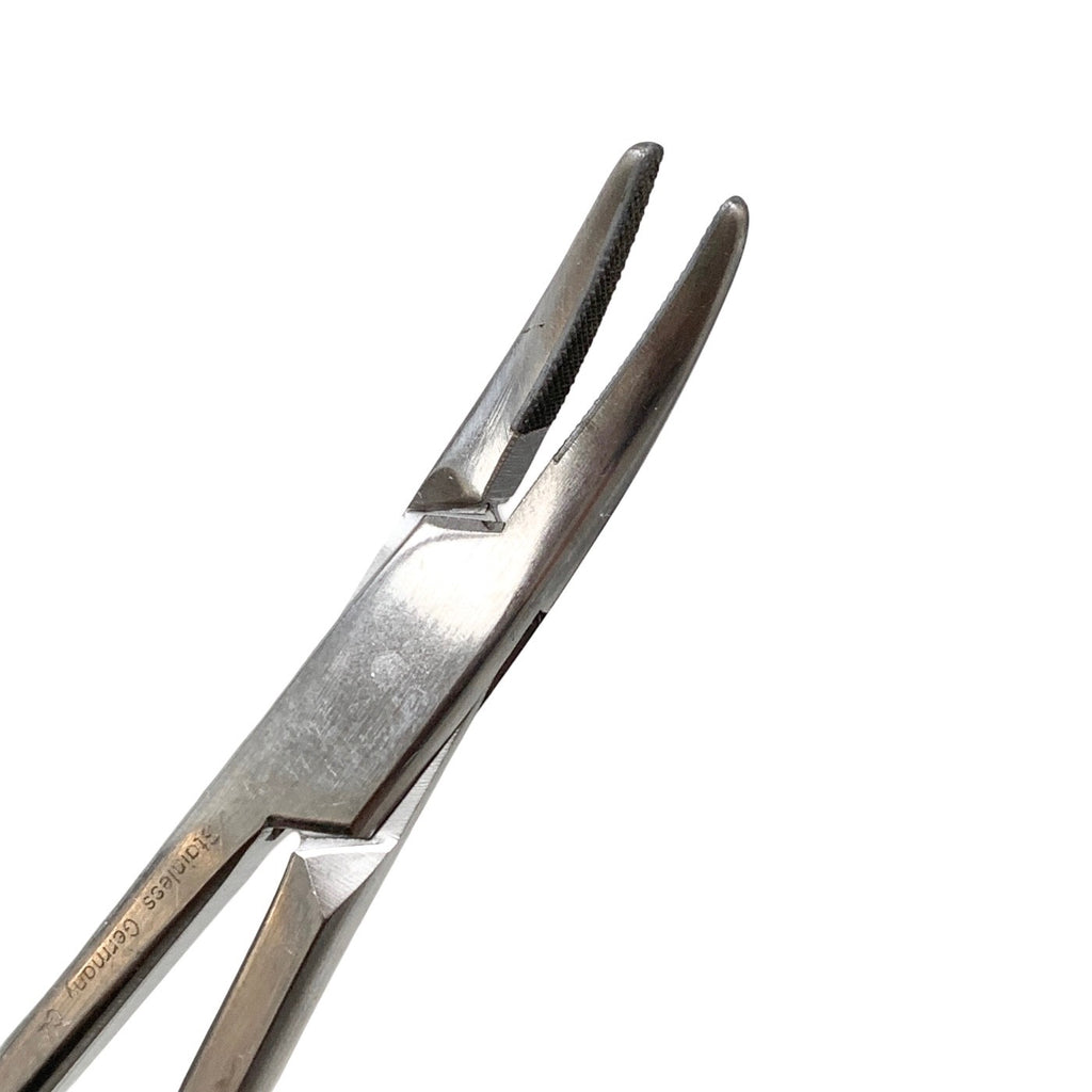 Aesculap Ref BM081R, Durogrip Needle Holder 180mm TC Gold Handle