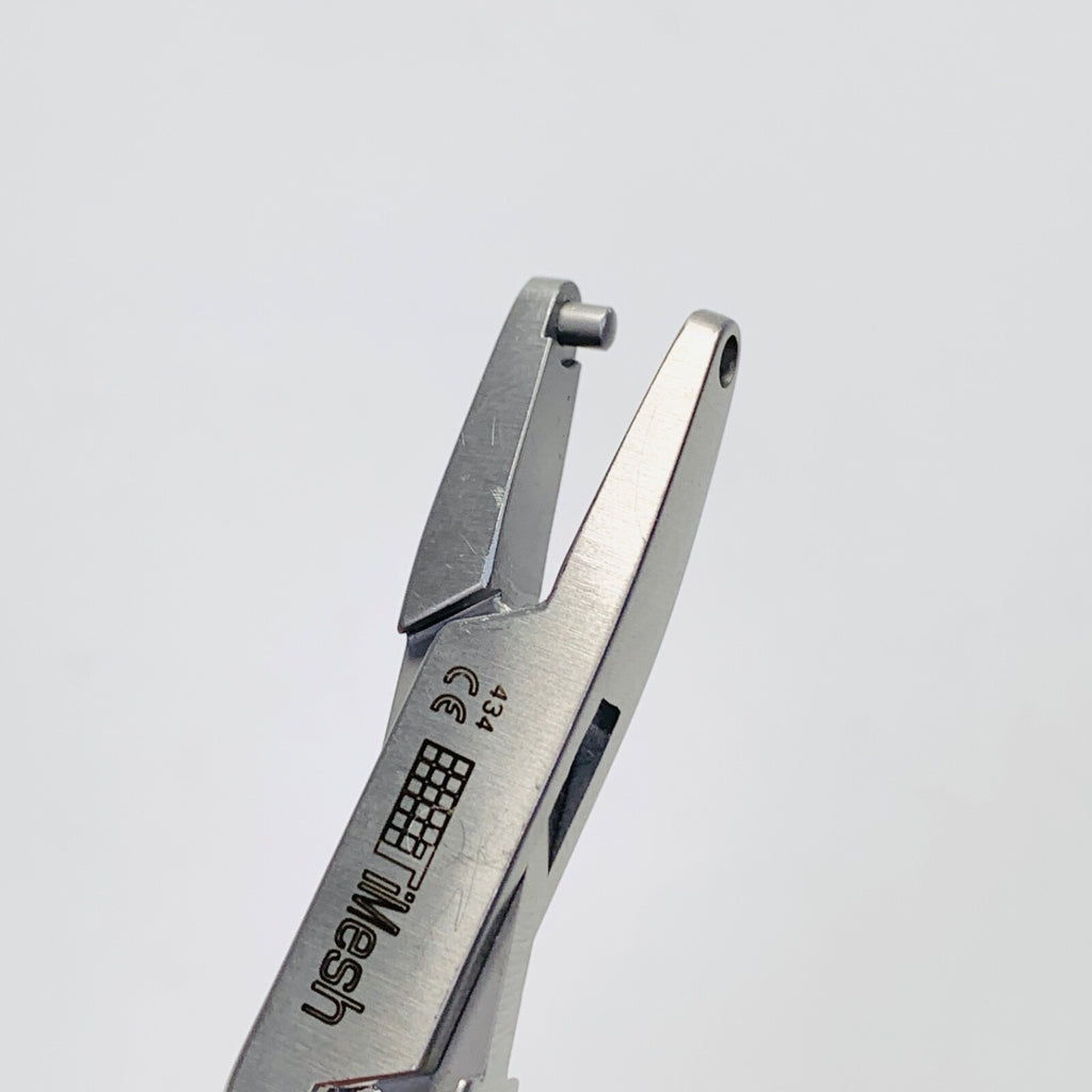 MEDTRONIC MR04C002 Timesh Round Punch Plier Instrument For Cranial System