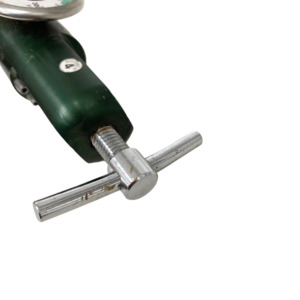 MAGNUS OXYGEN REGULATOR 50 PSI 1/03 IN1216328 GREEN NIP