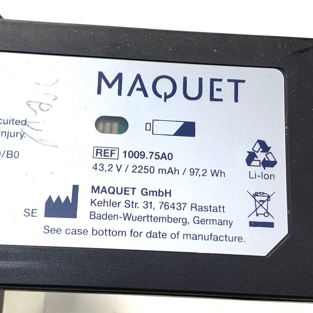 Maquet REF 1009.74A0, Battery Charger w/ 1009.75A0 Battery